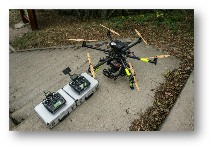 drone-cinestar-6-a-vendre-radiocommandes